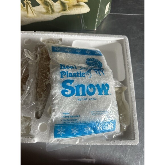 Dept. 56 SNOWBABIES STARGAZING 9 pc Set w/Telescope Snow Xmas Penguins Trees - Picture 11 of 12